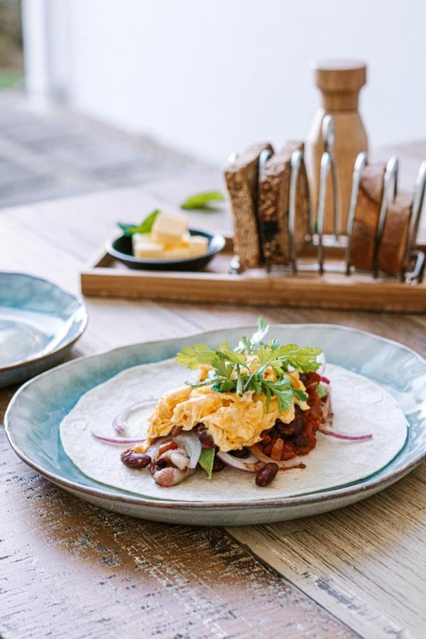 Waiheke Waterfront Lodge Oneroa Ngoại thất bức ảnh
