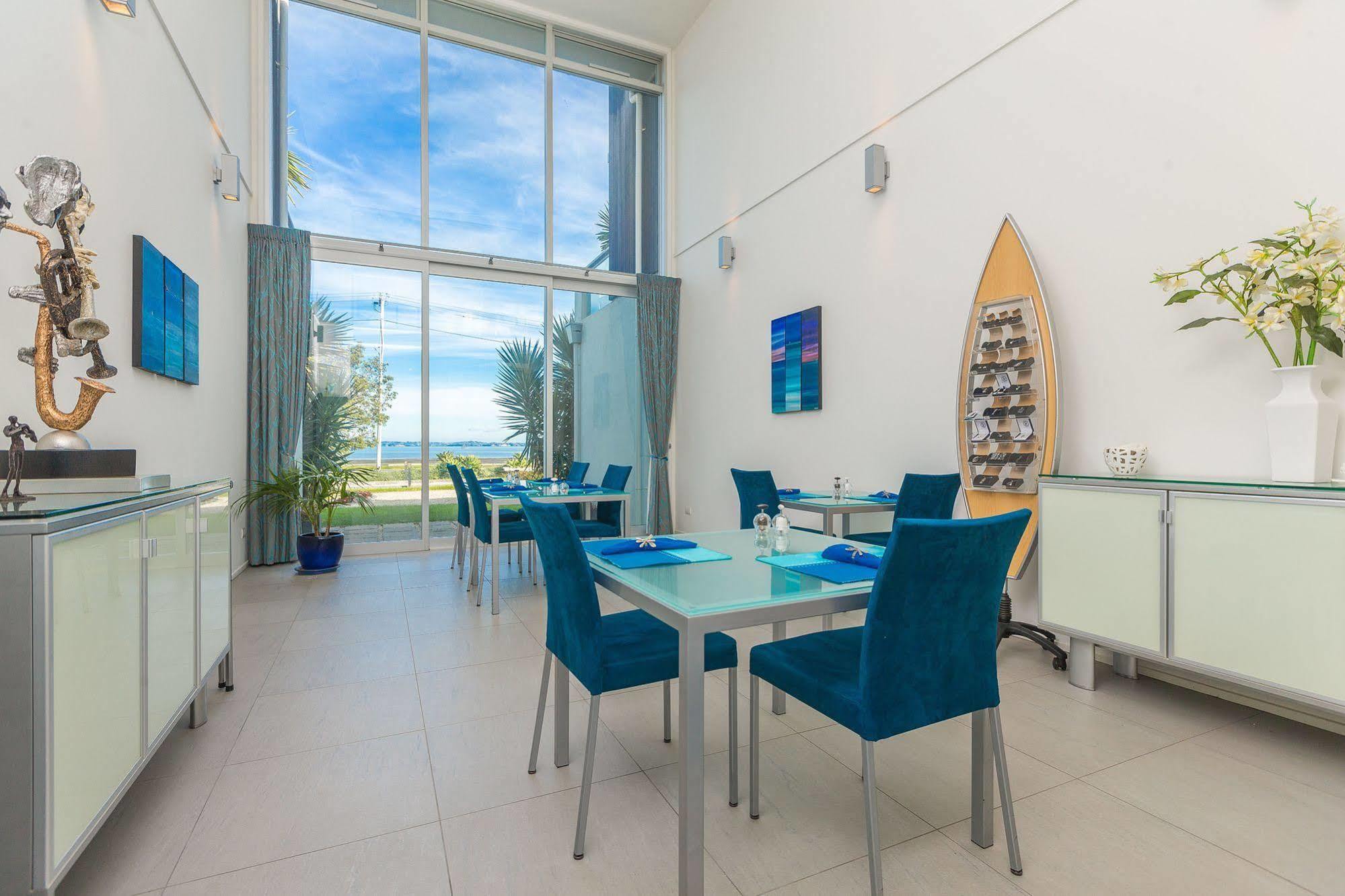 Waiheke Waterfront Lodge Oneroa Ngoại thất bức ảnh