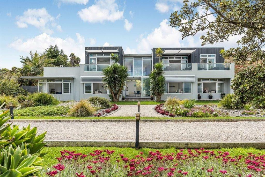 Waiheke Waterfront Lodge Oneroa Ngoại thất bức ảnh