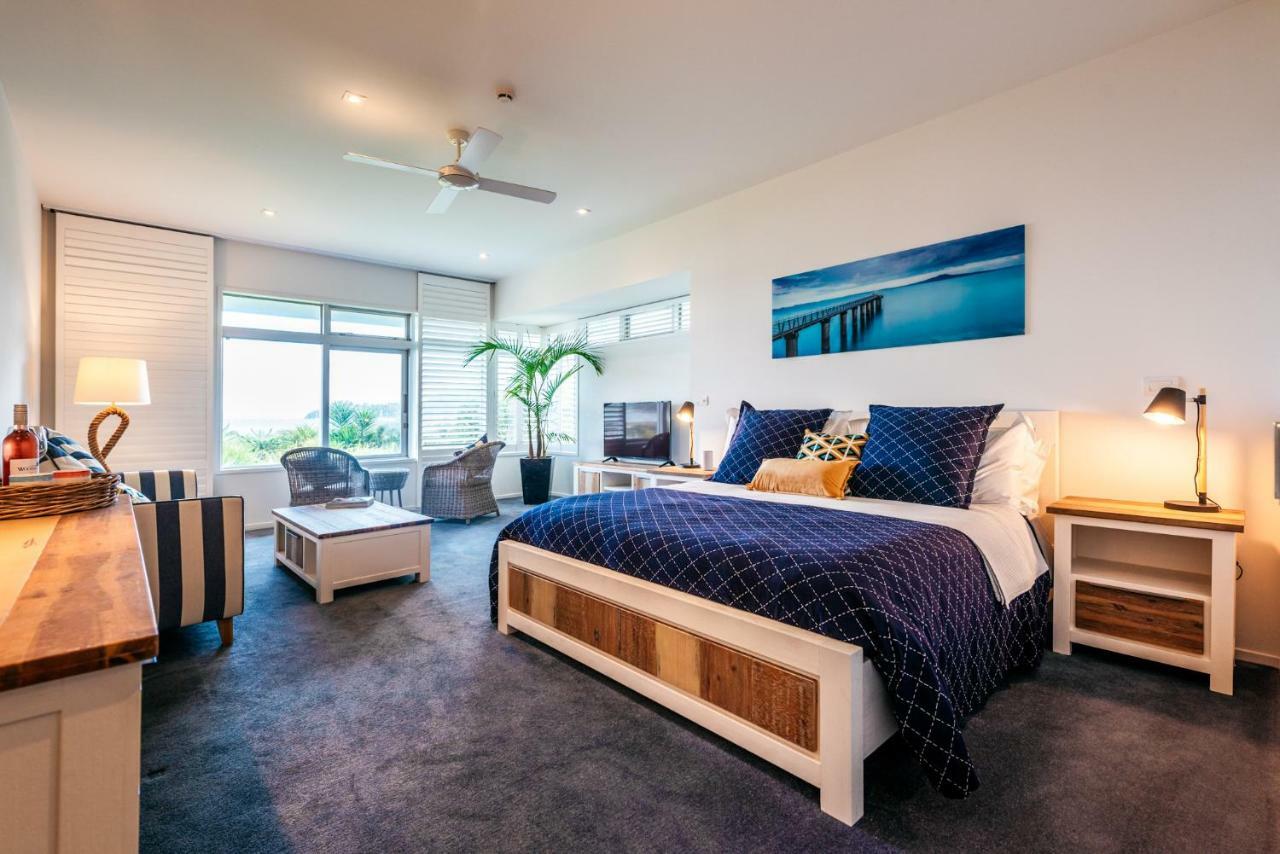 Waiheke Waterfront Lodge Oneroa Ngoại thất bức ảnh